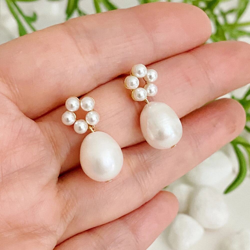 Fresh Pearl Earrings